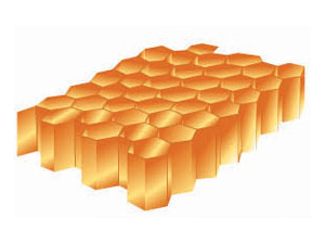 لوحة الألومنيوم النخروبية