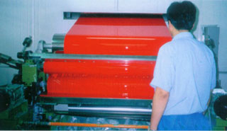 لوحة الألومنيوم النخروبية